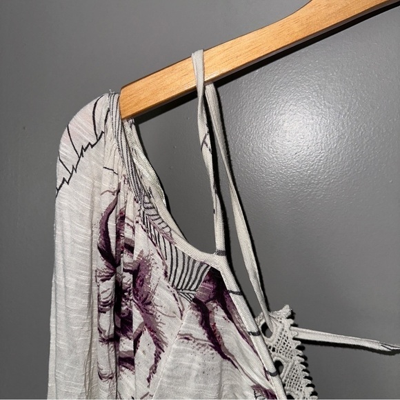 FREE PEOPLE ADELIA COLD SHOULDER TOP - Picture 10 of 10